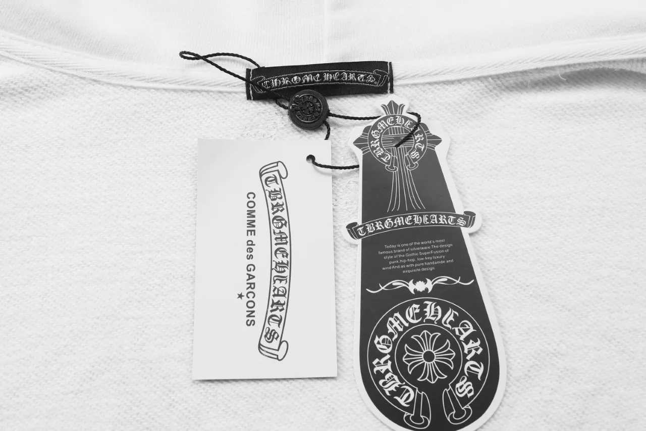 P310 Chrome Hearts Chrome Hearts Horseshoe Printed Hooded Cardigan Sweater Size: SMLXL Color: Black White